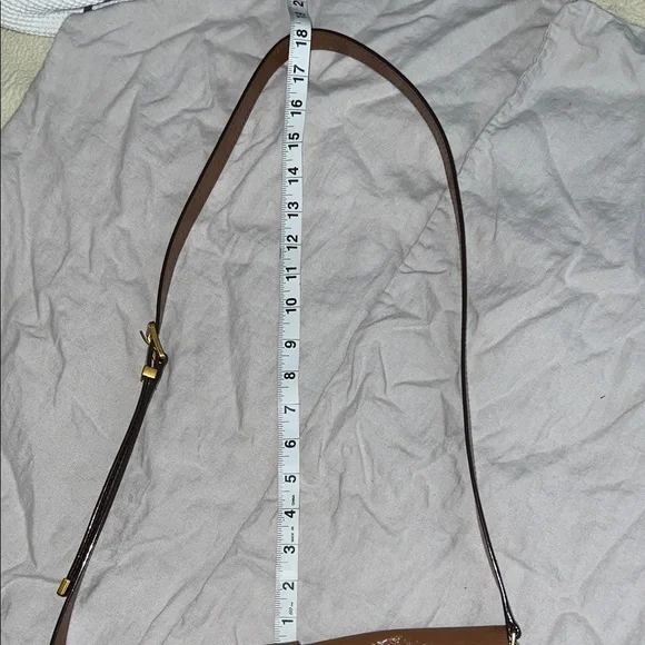 Michael Kors Darrington Large Crackle Brown Leather Crossbody - Picture 5 of 16